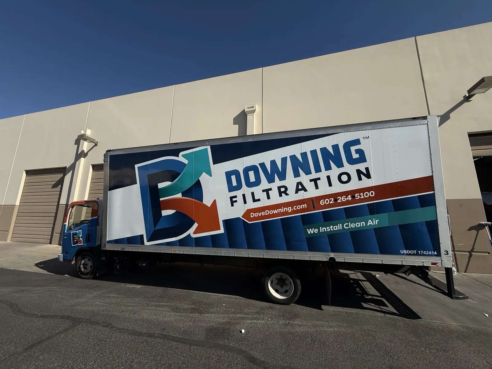 Downing Filtration Box Truck - Truck wrap