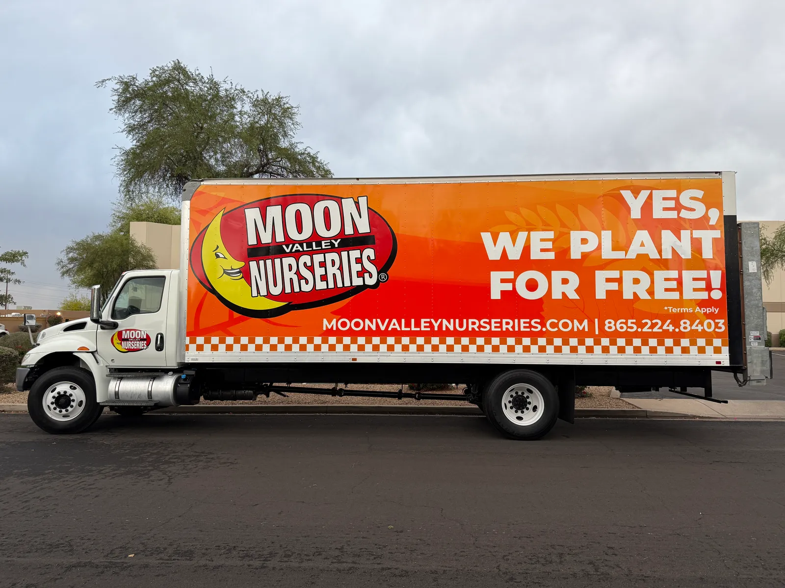 Moon Valley Nurseries Box Truck