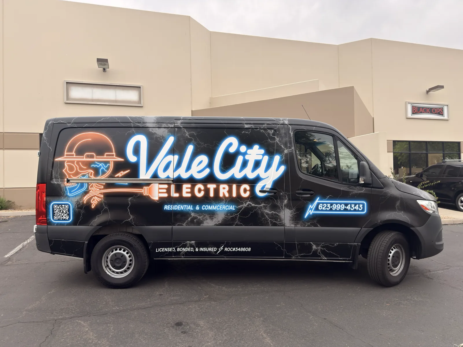 Vale City Electric Van - Van wrap